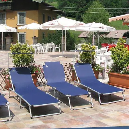 Hotel Carrara Serina (Lombardy)