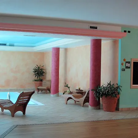 Hotel Carrara