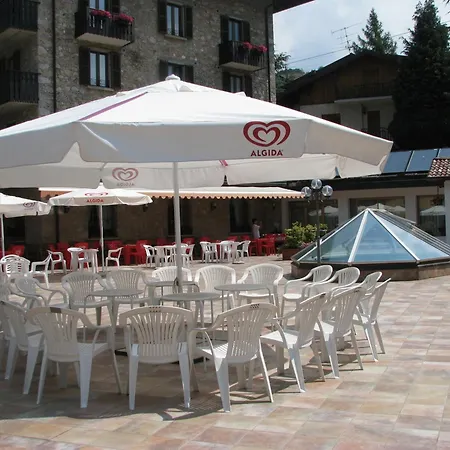 Carrara