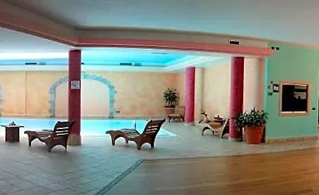Carrara Hotel