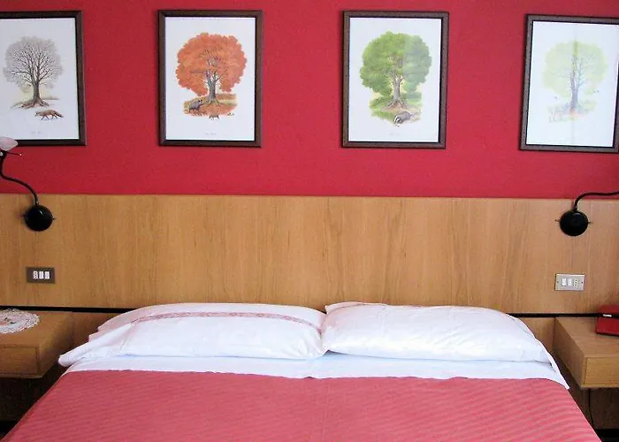 Hotel Carrara Serina (Lombardy)