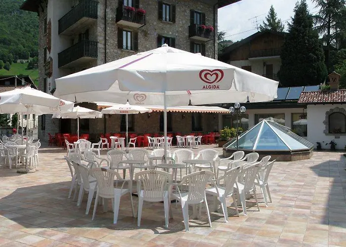 Hotel Carrara 3*