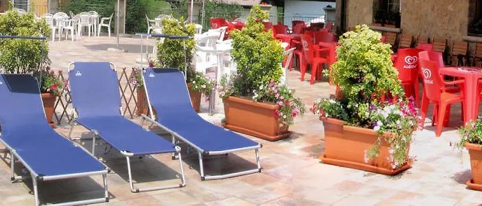 Hotel Carrara