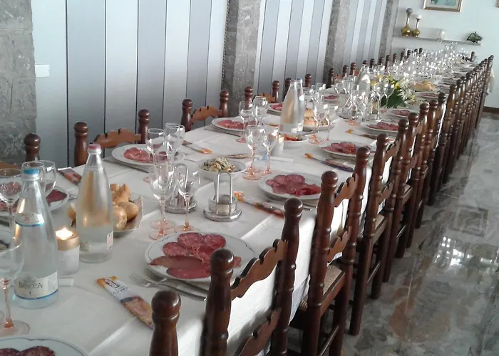 Carrara Hotel 3*