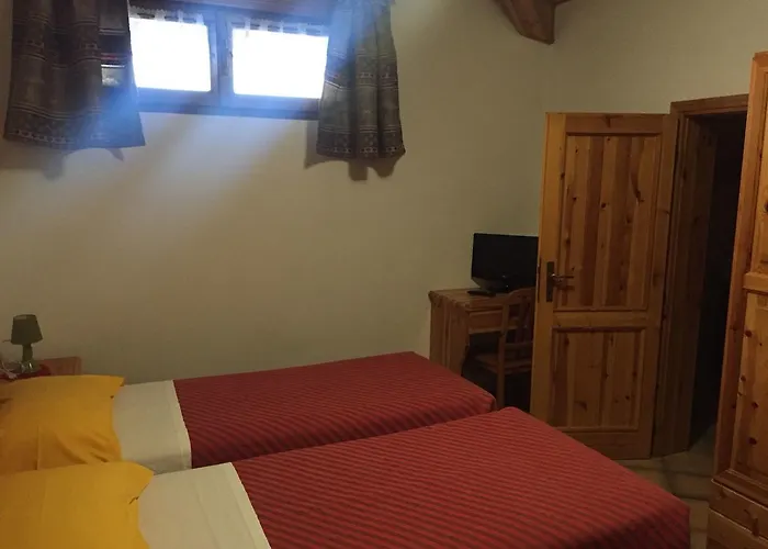 Carrara Hotel 3*